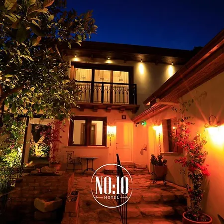 No 10 Ξενοδοχείο *