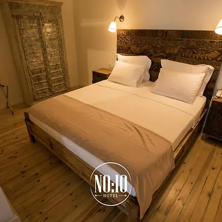 No 10 Σελτσούκ