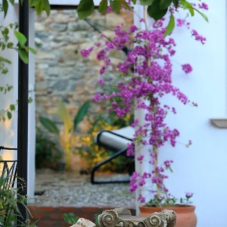 No 10 Ξενοδοχείο *