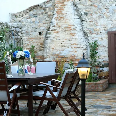 Hotell No 10 *
